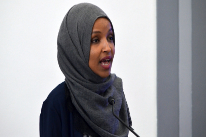  Rep. Ilhan Omar Vows to ‘Step In and Stop’ Trump After U.S. Kills Top Iranian Terrorist