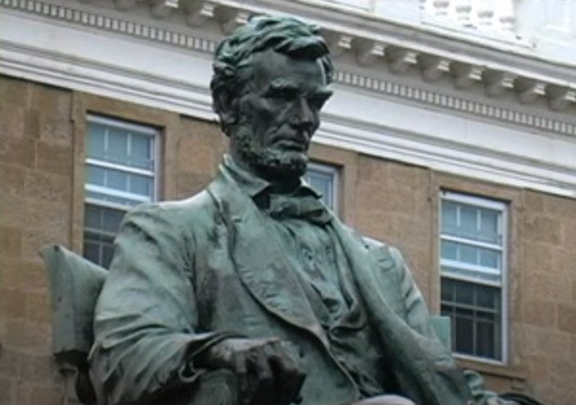  Students At University In Wisconsin Demand That Abraham Lincoln Statue Be Removed From Campus
