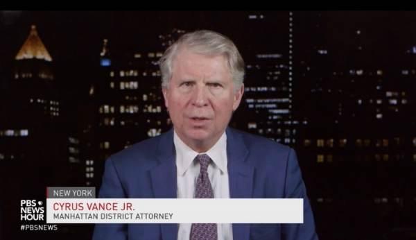 Crooked Manhattan DA Cy Vance Refuses to Prosecute Protest-Related Arrests “In the Interest of Justice”