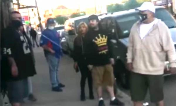  VIDEO: Chicago Shootout As Latin Gangs Protect Neighborhood From Alleged Looters