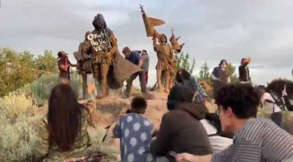  UPDATE: Shooting at New Mexico Protest Over Statue (Video of Mob Attack and Gunfire)