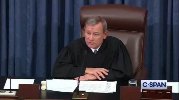  Chief Justice John Roberts Hospitalized Last Month After Fall