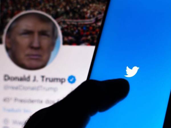  Twitter Removes President Trump’s Twitter Account Claiming It May Cause Violence – Making One of the Biggest Mistakes in US History