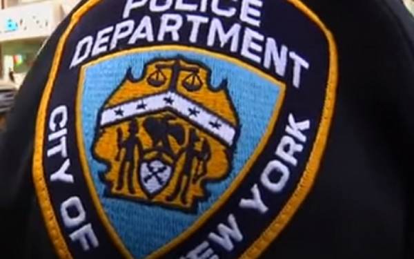  BREAKING: NYPD Officer Shot in the Back in the Bronx