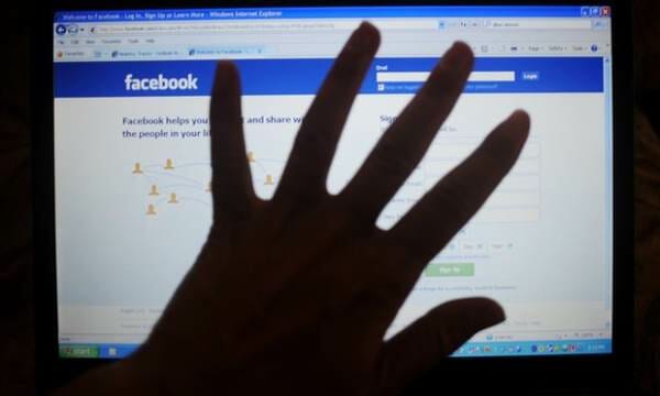  Facebook Shows Australia Who’s Boss: Cuts off News Down Under and Blocks Access to Health Departments, Charities, Emergency Services in the Process