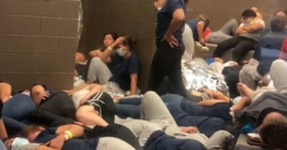  TOTAL “NIGHTMARE:” Fed-Up Border Patrol Agents Document “Horrifying” Conditions in Biden’s Migrant Facilities; Illegals Piled On Top of Each Other in Holding Cells (Video)