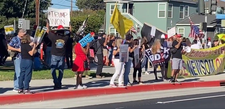  “F*ck Biden!” – Trump Supporters Gather to Protest Governor Newsom’s Campaign Rally with Joe Biden in SoCal (VIDEO)