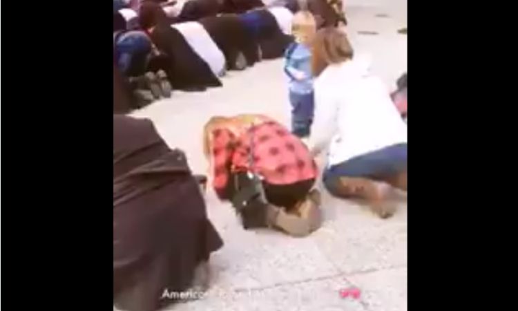  American Leftists Who Hate Religion Melt At The Sound Of Allah’s Prayers And Join In The Kneeling (Video)