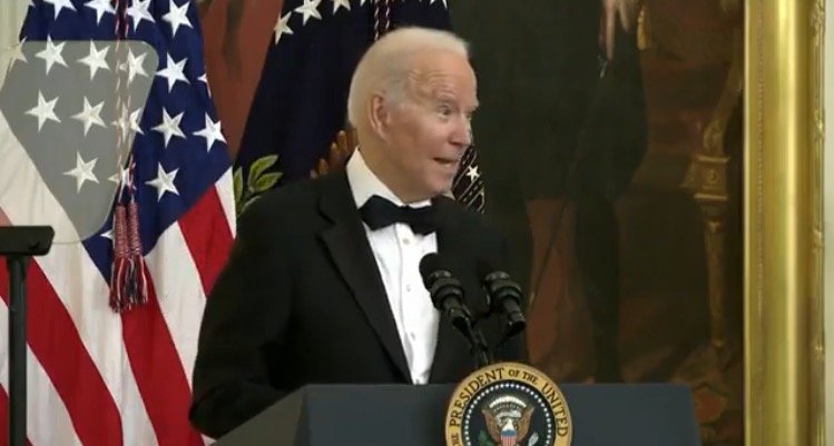  Super Spreader Joe Biden Speaks to Kennedy Center Honorees at White House Reception Despite Battling Cold (VIDEO)