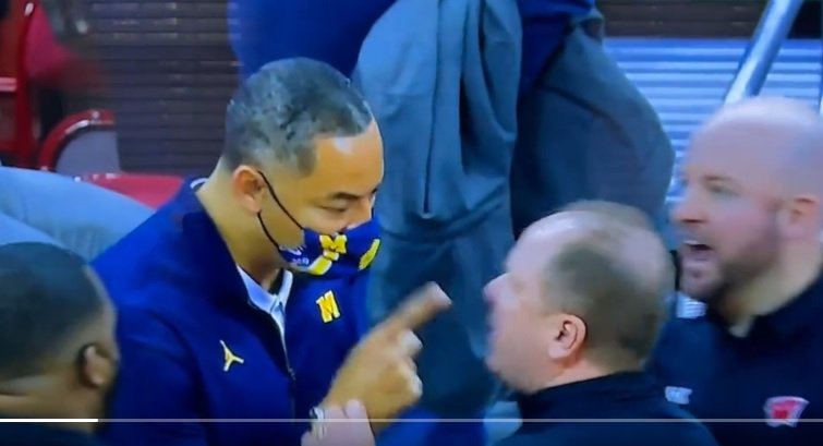  EXPLOSIVE: Fight Breaks Out Between Head Coaches After Michigan – Wisconsin Men’s Basketball Game – Melee Ensues