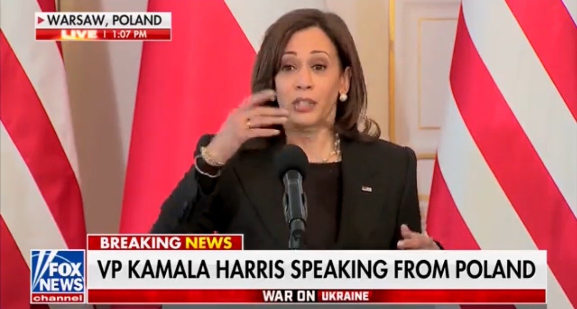  Kamala Harris Embarrasses US on World Stage in Poland, Delivers Word Salad, Awkwardly Laughs During Discussion on Ukrainian Refugees (VIDEO)