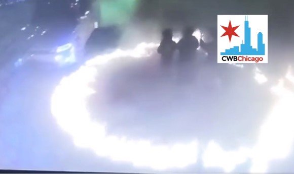  Lawless Chicago: Drag Racers Surround Spectators with Ring of Fire – Then Run Donuts Around Them on Wacker Drive (VIDEO)