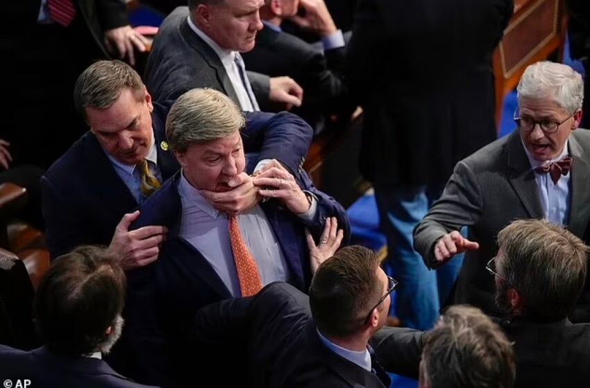  “I Would Drop Him Like a Bag of Dirt” – Rep. Mike Rogers Accused of Drinking After He Lunged at Matt Gaetz After 14th Failed Vote for Speaker