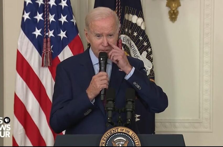  “Stand Up, Man!” Biden Insults Award-Winning Chef at White House Celebration of Jewish American Heritage Month (VIDEO)