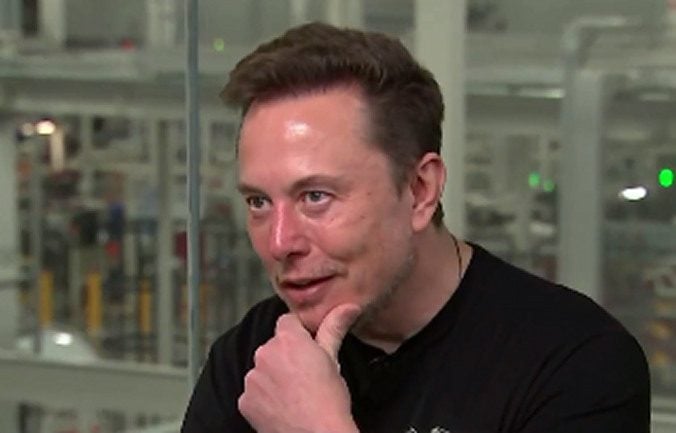  Elon Musk Schools Reporter on ‘Conspiracy Theories’ by Pointing Out That the Hunter Biden Laptop Was Real and ‘Election Interference’ (VIDEO)