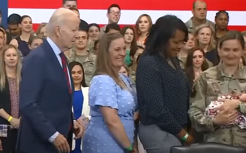  Biden Lurks Toward Baby On Stage Hoping to Get a Sniff – Handlers Jump In to Pull Him Away (VIDEO)