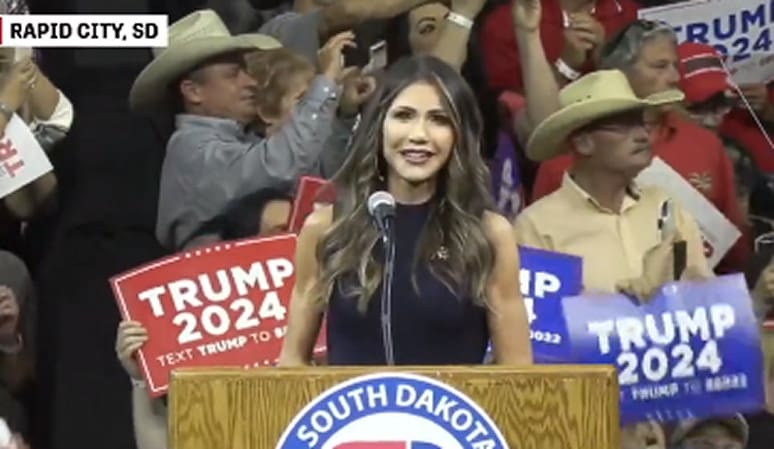  South Dakota Governor Kristi Noem Endorses Trump for 2024 at Rally (VIDEO)