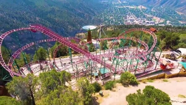  Man Armed with Guns, Ammo, and Explosives Found DEAD at Colorado Amusement Park — Wrote ‘I am Not a Killer’ on the Wall