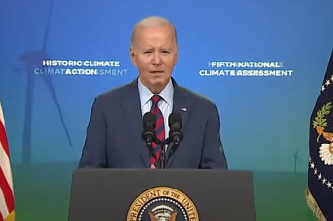  Biden’s Inner Circle at White House Briefed on Losing Message of ‘Bidenomics’
