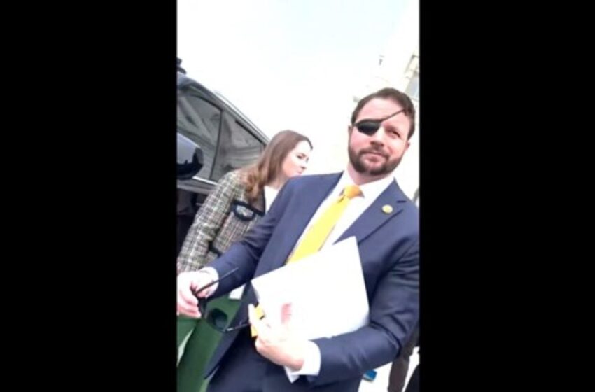  WATCH: Reporter Catches Smug RINO Dan Crenshaw In a Big Lie Regarding U.S. Intelligence Agencies Manipulating Americans – Crenshaw Then Bails When Confronted with Specifics